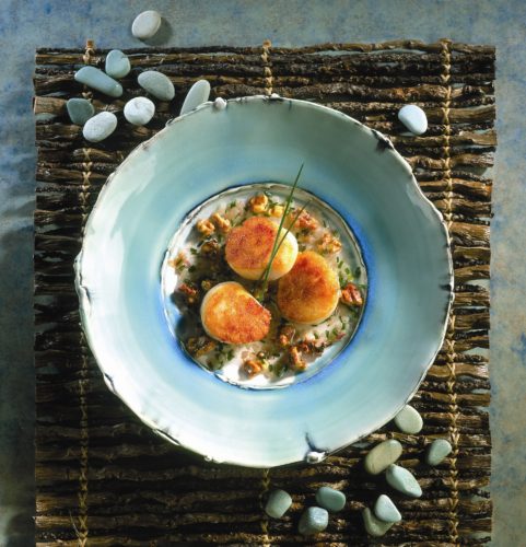 Virginia Sea Scallops with Shallots and Walnuts Recipe